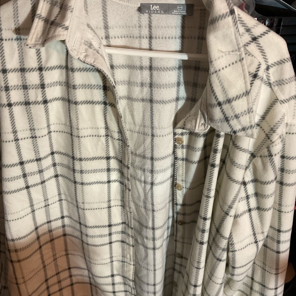 Riders by Lee Cream and Gray Plaid Button-Up Shacket